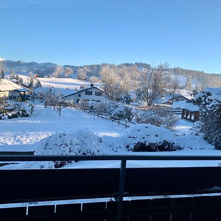 Lindners Hideaways - Bergnest Lodge - Bergblick Fewo 6 Pers Balkon Garten Hund Ski Unterkunft Luftkurort Oberreute Naehe Buchenegger Wasserfaelle Eistobel Bodensee Εξωτερικό φωτογραφία