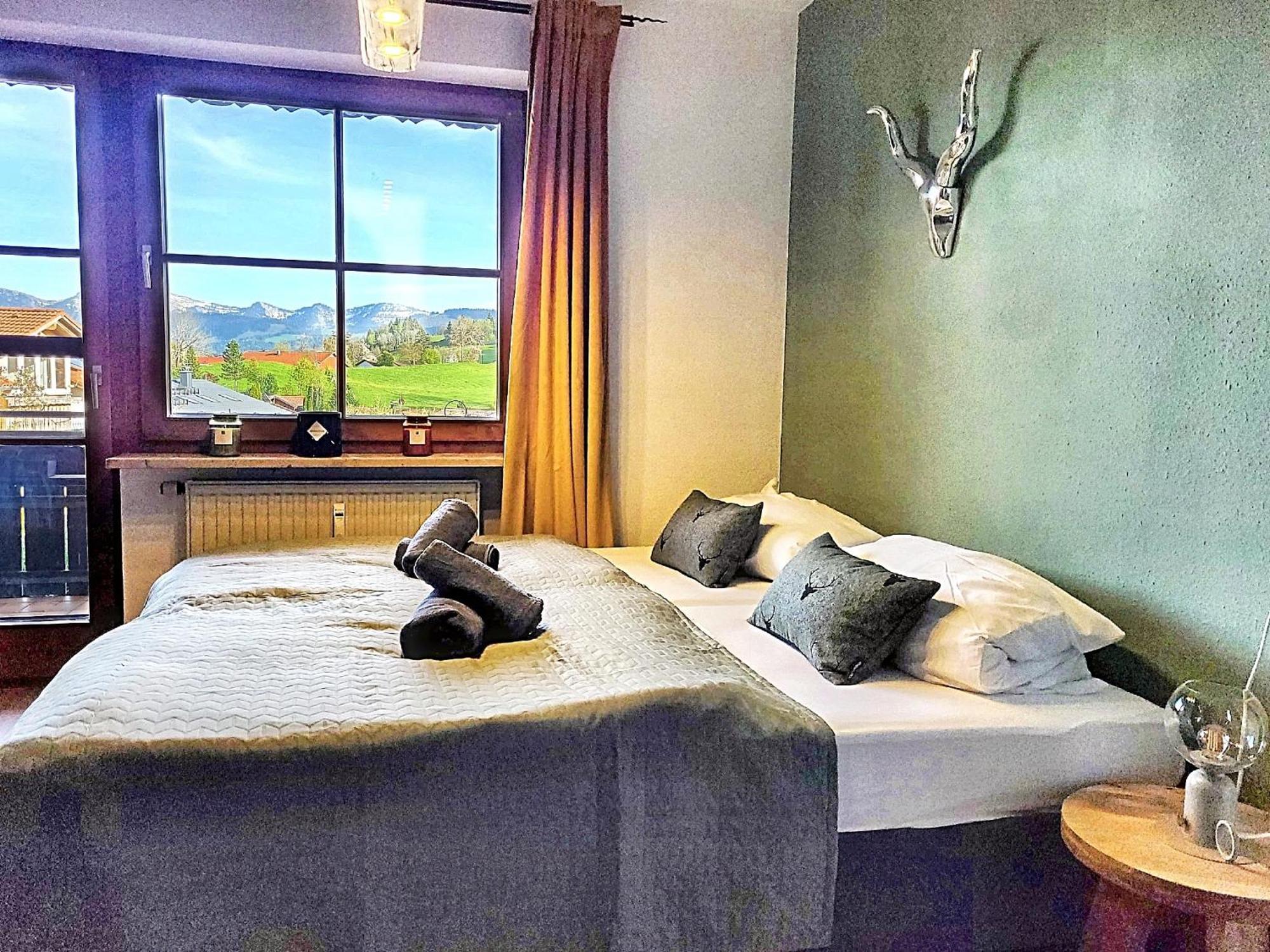 Lindners Hideaways - Bergnest Lodge - Bergblick Fewo 6 Pers Balkon Garten Hund Ski Unterkunft Luftkurort Oberreute Naehe Buchenegger Wasserfaelle Eistobel Bodensee Εξωτερικό φωτογραφία